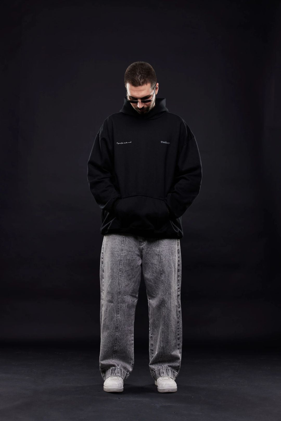 VANDOR & CO. Signature Heavyweight Hoodie – Black